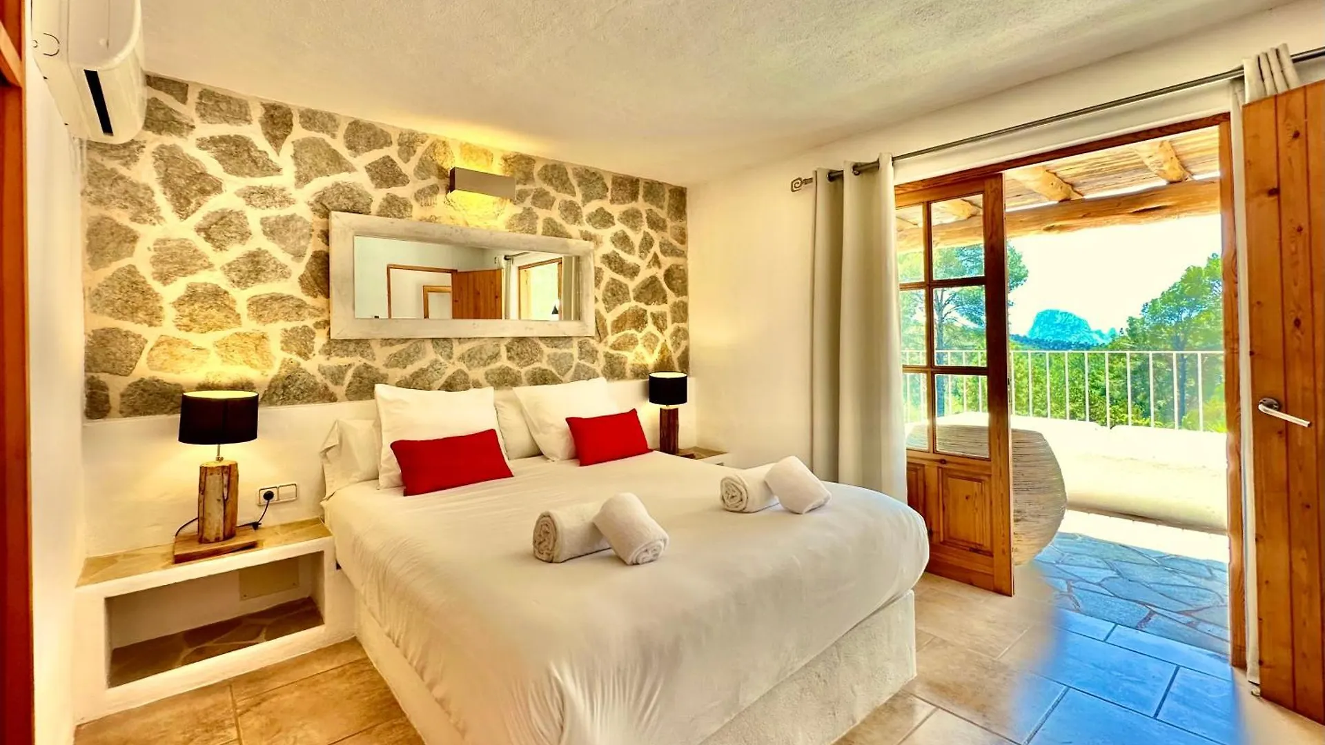 Villa Saljub Cala Vadella  Hiszpania